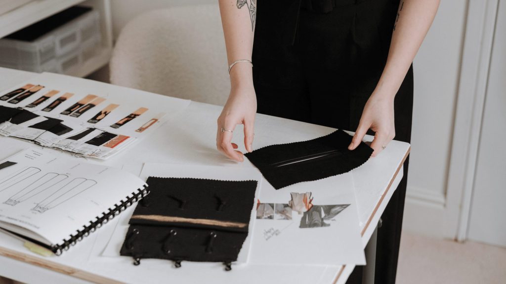 Veronica Beard scholarship deadline
